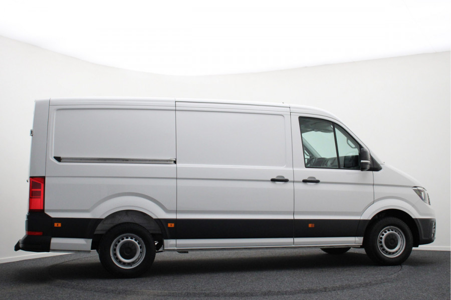 Volkswagen Crafter 35 2.0 TDI L3H2 Highline 3-Zits, Apple Carplay, Airco, Cruise, Navigatie, PDC
