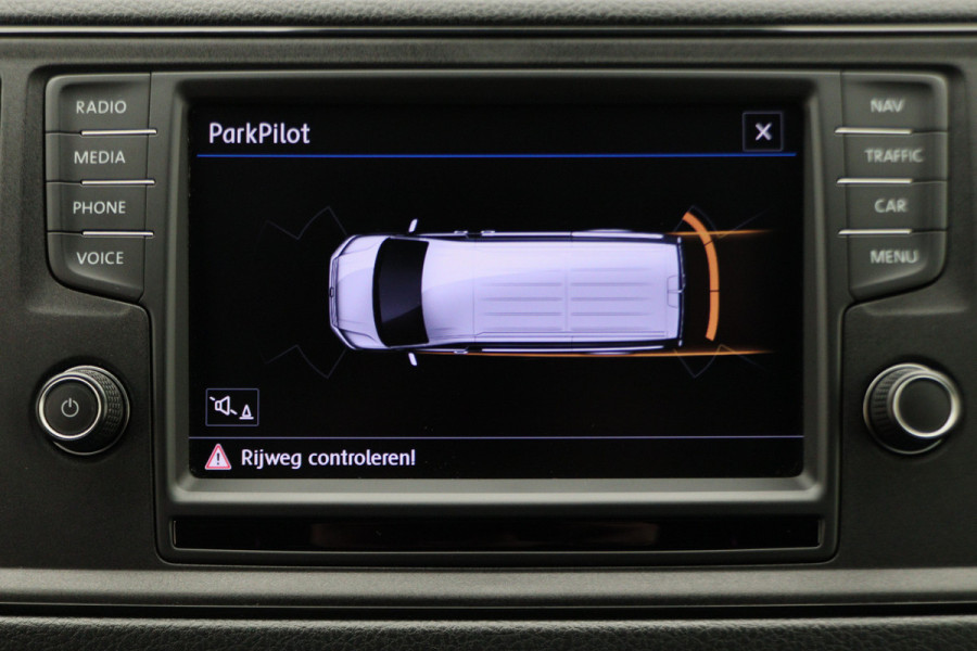 Volkswagen Crafter 35 2.0 TDI L3H2 Highline 3-Zits, Apple Carplay, Airco, Cruise, Navigatie, PDC
