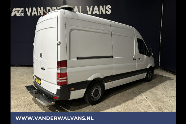 Mercedes-Benz Sprinter 316 CDI 164pk L2H2 Euro6 Airco | 2800kg trekhaak | Cruisecontrol Parkeersensoren