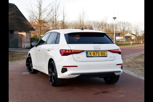 Audi A3 Sportback 30 TFSI Business edition | Apple Carplay | Cruise Control | Virtual Cockpit | Automaat | 19 inch |