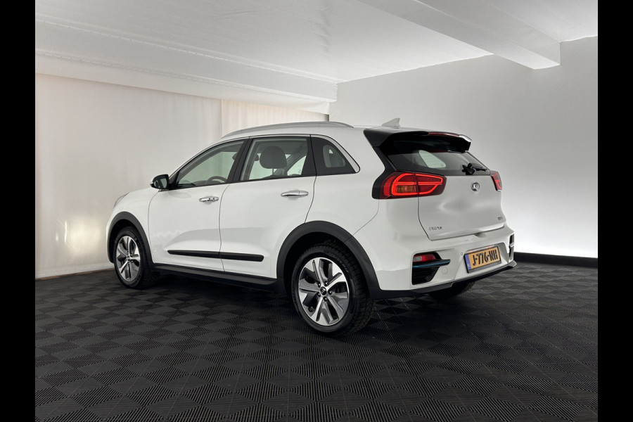 Kia e-Niro DynamicLine 64 kWh [ 3-Fase ] (INCL-BTW) Aut. *1/2-LEATHER | NAVI-FULLMAP | DAB | ADAPT.CRUISE | CAMERA | COMFORT-SEATS | KEYLESS | DIGI-COCKPIT | SHIFT-PADDLES | 17"ALU*