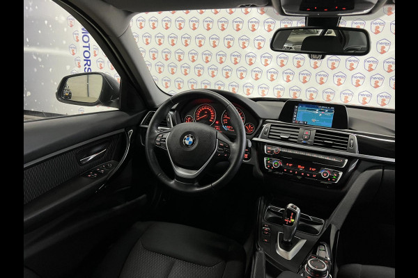 BMW 3-serie 320i Executive/LED/NAVI/CRUISE