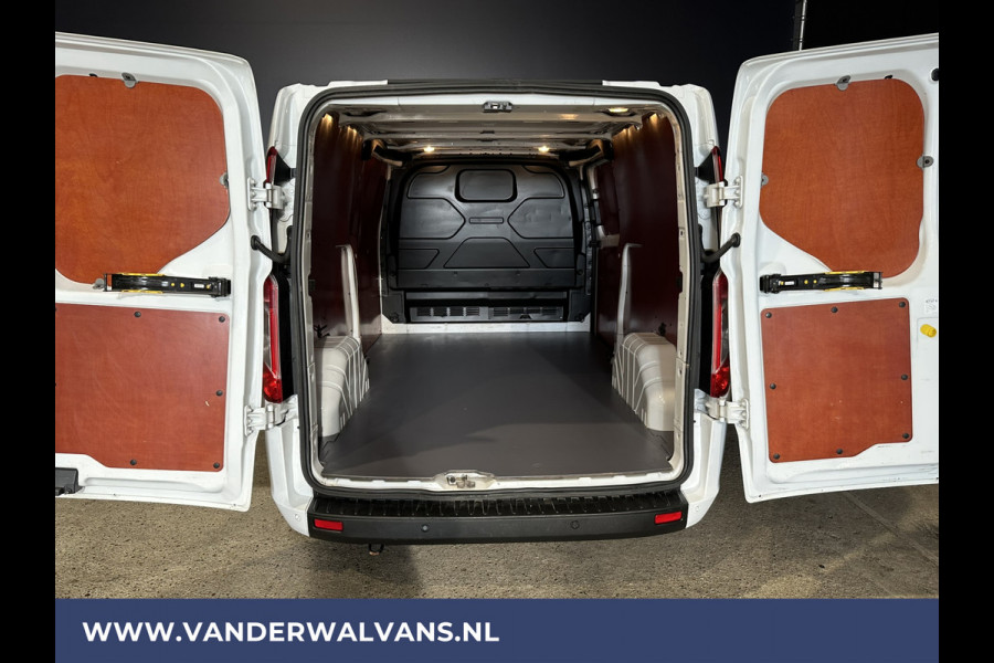 Ford Transit Custom 2.0 TDCI 131pk L2H1 Airco | Cruisecontrol | LED | Verwarmde voorruit | Parkeersensoren, Bijrijdersbank, 2800kg Trekvermogen