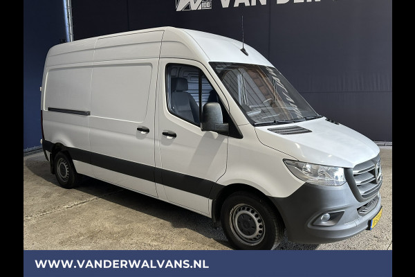 Mercedes-Benz Sprinter 314 CDI 143pk L2H2 Euro6 Airco | Camera | Navigatie | Apple Carplay | Trekhaak Android Auto, Cruisecontrol, Chauffeursstoel