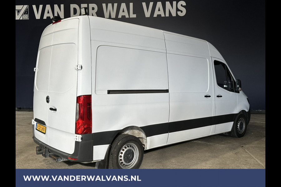 Mercedes-Benz Sprinter 314 CDI 143pk L2H2 Euro6 Airco | Camera | Navigatie | Apple Carplay | Trekhaak Android Auto, Cruisecontrol, Chauffeursstoel