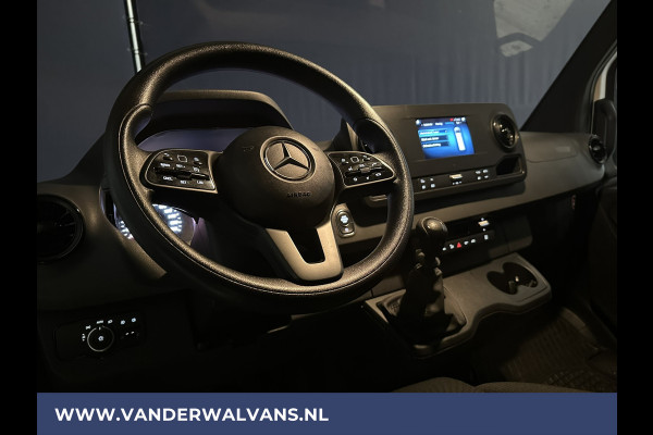 Mercedes-Benz Sprinter 314 CDI 143pk L2H2 Euro6 Airco | Camera | Navigatie | Apple Carplay | Trekhaak Android Auto, Cruisecontrol, Chauffeursstoel