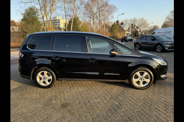 Ford Galaxy 1.5 Ecoboost Titanium 150pk | 7 persoons | Trekhaak | Navigatie | Alcantara bekleding | Memory Seats | Nieuwe Distributie riem  | Elektrische achterklep