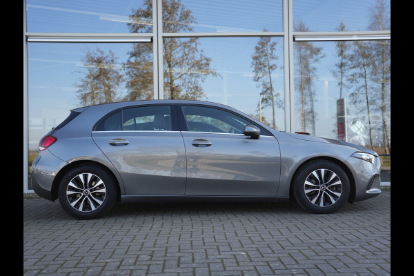 Mercedes-Benz A-Klasse 180 Business Solution Automaat | Navigatie | Android/Apple Carplay