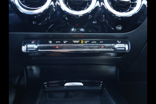 Mercedes-Benz A-Klasse 180 Business Solution Automaat | Navigatie | Android/Apple Carplay