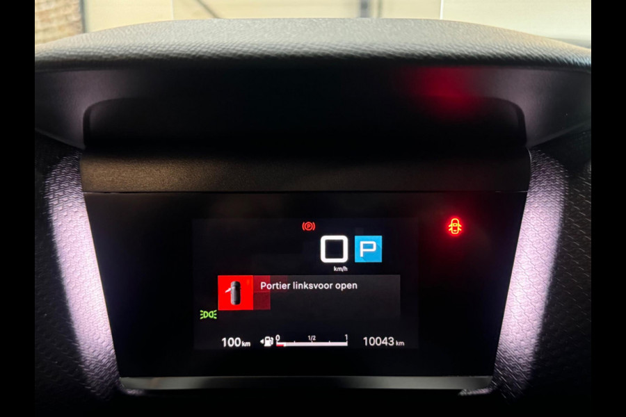 Citroën C4 1.2 Puretech Shine Garantie CarPlay Head-Up Camera Massage Elek Stoel Elek StoelVW PDC DAB Clima Navi ACC Rijklaar