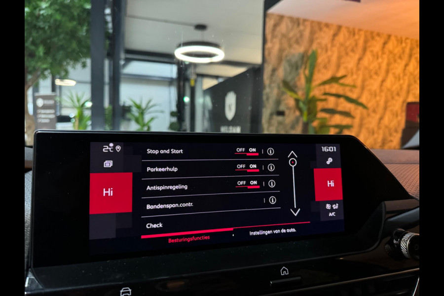 Citroën C4 1.2 Puretech Shine Garantie CarPlay Head-Up Camera Massage Elek Stoel Elek StoelVW PDC DAB Clima Navi ACC Rijklaar