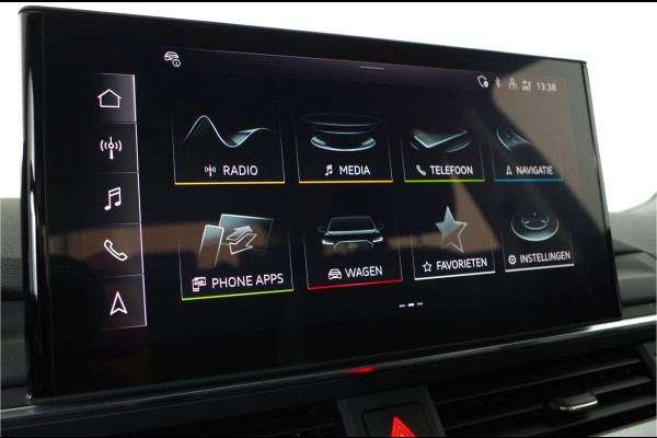 Audi A4 Avant 35 TFSI S line > Mythos Black/Leer/Virtual cockpit/Carplay/Stoelverwarming...