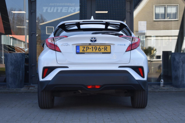 Toyota C-HR 1.8 Hybrid Dynamic | TREKHAAK | NAVIGATIE | STOELVERWARMING | DEALER ONDERHOUDEN | NAP