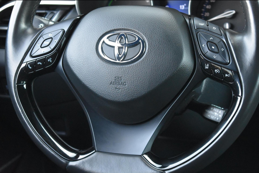 Toyota C-HR 1.8 Hybrid Dynamic | TREKHAAK | NAVIGATIE | STOELVERWARMING | DEALER ONDERHOUDEN | NAP