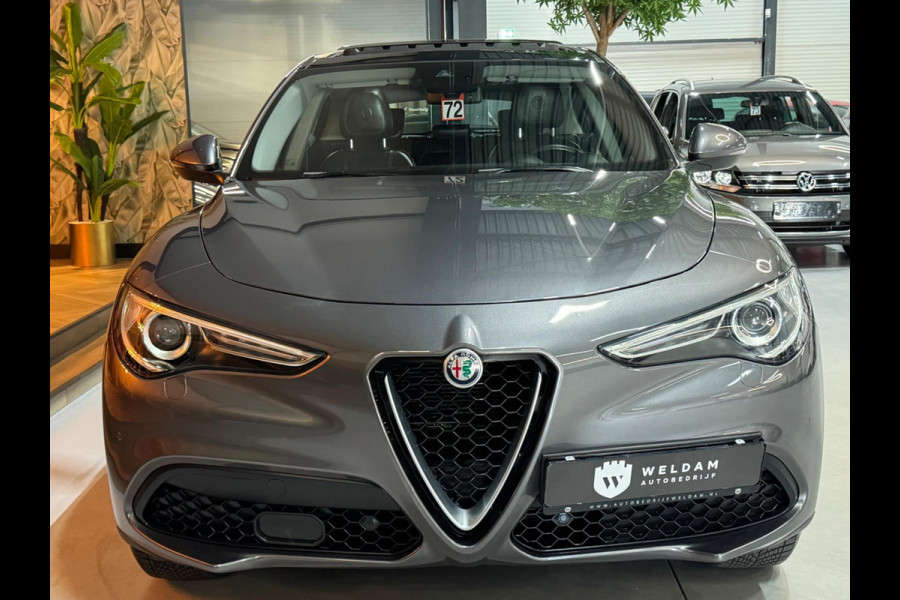 Alfa Romeo Stelvio 2.0 T AWD Super Garantie Trekhaak Pano StoelVW StuurVW Elek Achterklep Camera PDC Leder Led Navi Clima Rijklaar