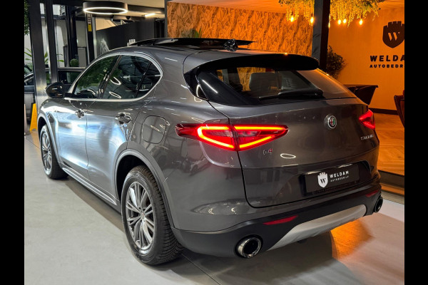 Alfa Romeo Stelvio 2.0 T AWD Super Garantie Trekhaak Pano StoelVW StuurVW Elek Achterklep Camera PDC Leder Led Navi Clima Rijklaar