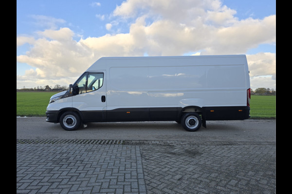 Iveco Daily 35S18HV 3.0 410 H2 L4 H2 - 180 Pk - Euro 6 - ParkeerCamera - Airco - Cruise Control