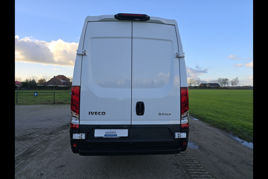 Iveco Daily 35S18HV 3.0 410 H2 L4 H2 - 180 Pk - Euro 6 - ParkeerCamera - Airco - Cruise Control