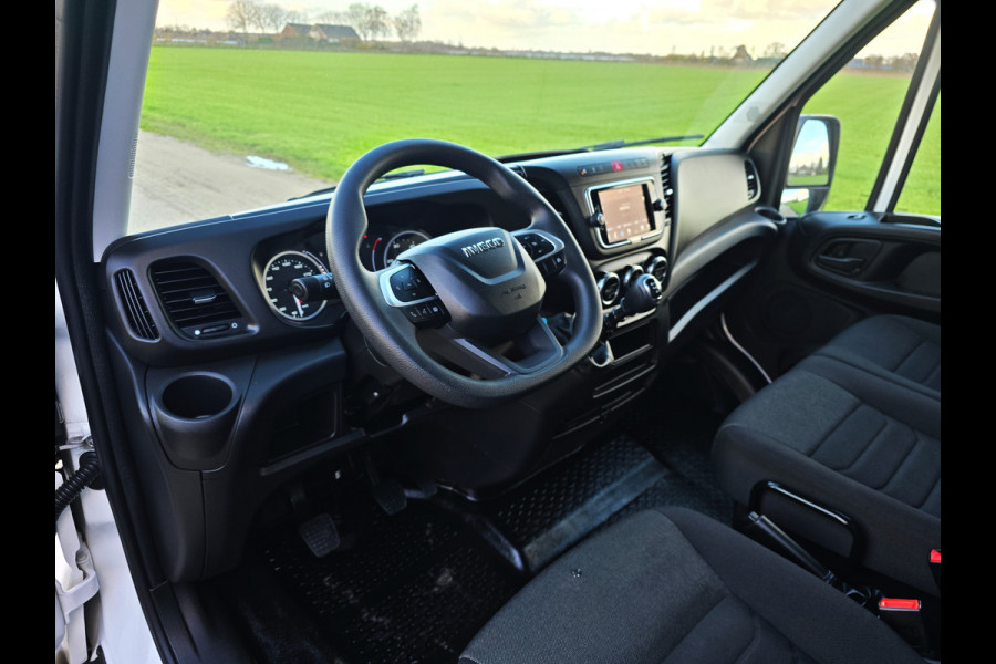 Iveco Daily 35S18HV 3.0 410 H2 L4 H2 - 180 Pk - Euro 6 - ParkeerCamera - Airco - Cruise Control