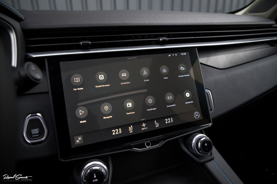 Lynk & Co 01 1.5 | Apple carplay | Panorama | Memory stoelen | stoelverwarming |