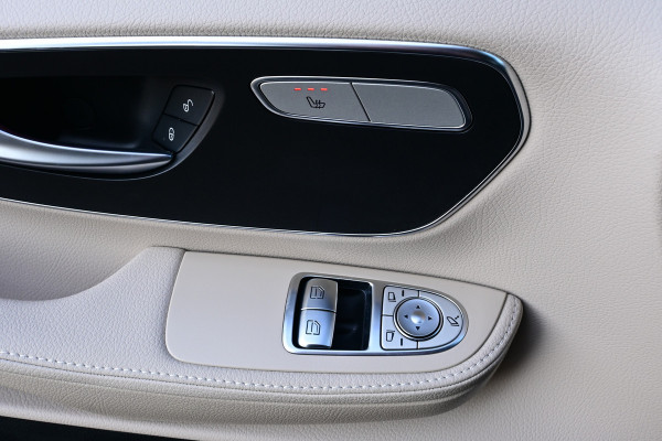 Mercedes-Benz V-Klasse 300d 4-Matic L3 AMG uitvoering, Elektrische portieren, Distronic