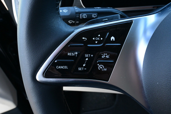 Mercedes-Benz V-Klasse 300d 4-Matic L3 AMG uitvoering, Elektrische portieren, Distronic