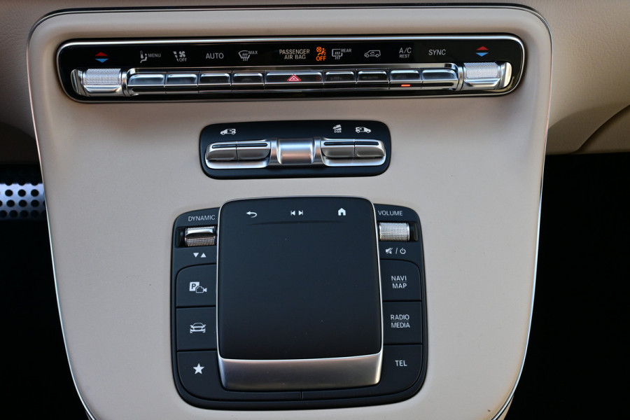 Mercedes-Benz V-Klasse 300d 4-Matic L3 AMG uitvoering, Elektrische portieren, Distronic