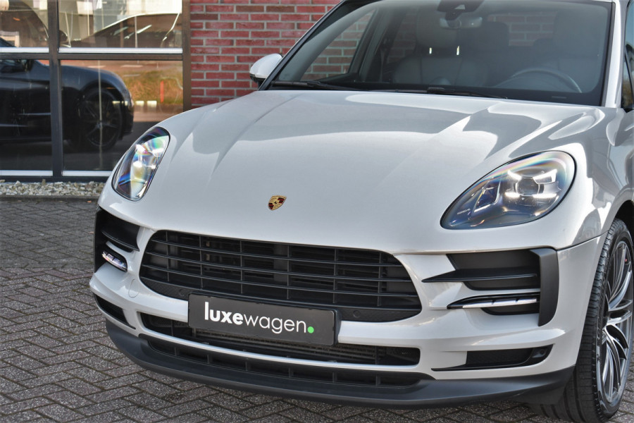 Porsche Macan 2.0 PDK Krijt Pano Luchtv Trekh Chrono 21inch Bose