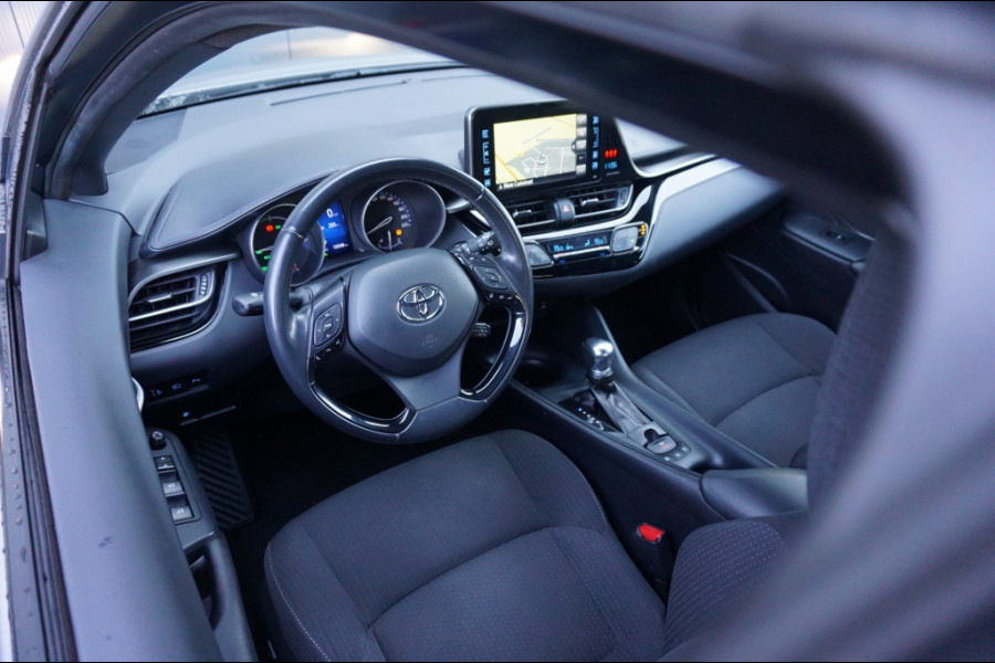 Toyota C-HR 1.8 Hybrid Dynamic AUT. TREKHAAK | 4SBAND | NAVI | CAMERA | STOE