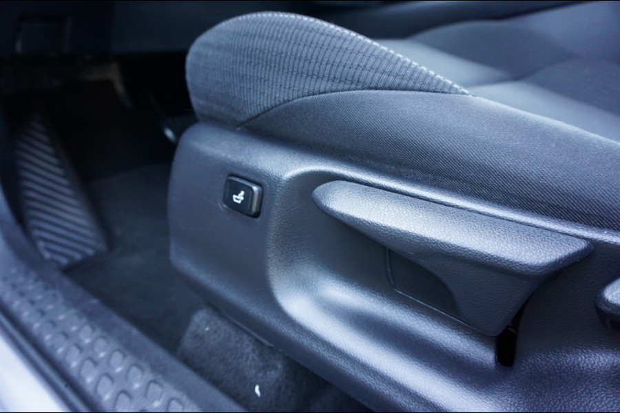 Toyota C-HR 1.8 Hybrid Dynamic AUT. TREKHAAK | 4SBAND | NAVI | CAMERA | STOE