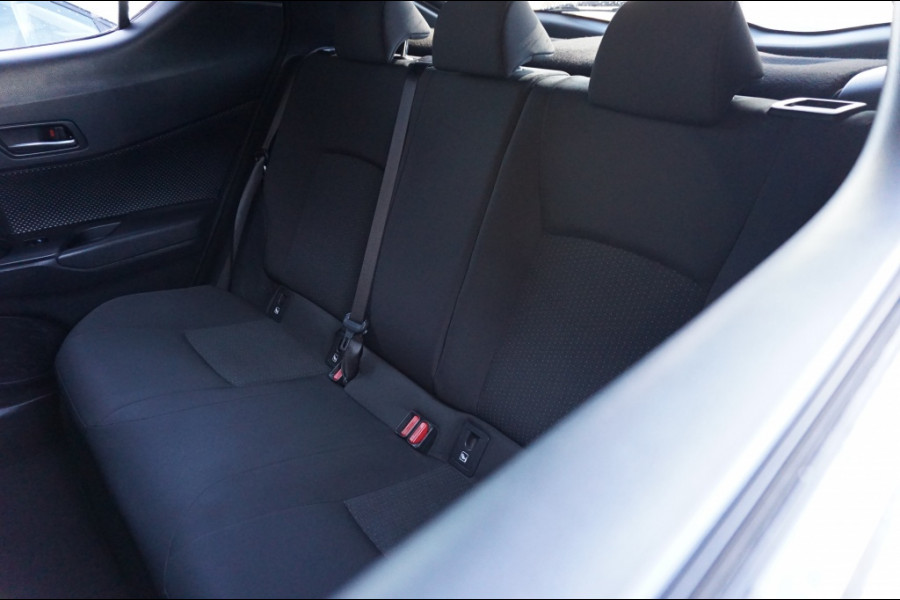 Toyota C-HR 1.8 Hybrid Dynamic AUT. TREKHAAK | 4SBAND | NAVI | CAMERA | STOE