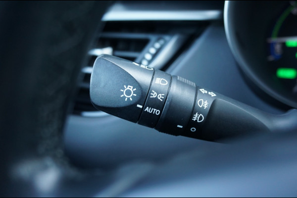 Toyota C-HR 1.8 Hybrid Dynamic AUT. TREKHAAK | 4SBAND | NAVI | CAMERA | STOE