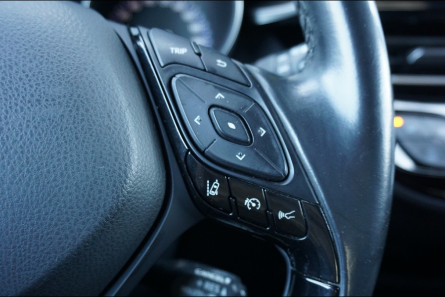 Toyota C-HR 1.8 Hybrid Dynamic AUT. TREKHAAK | 4SBAND | NAVI | CAMERA | STOE