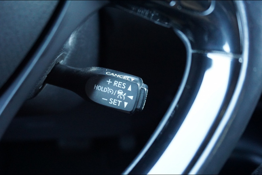 Toyota C-HR 1.8 Hybrid Dynamic AUT. TREKHAAK | 4SBAND | NAVI | CAMERA | STOE