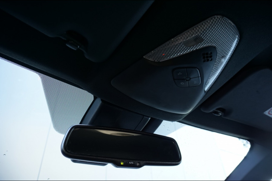 Toyota C-HR 1.8 Hybrid Dynamic AUT. TREKHAAK | 4SBAND | NAVI | CAMERA | STOE