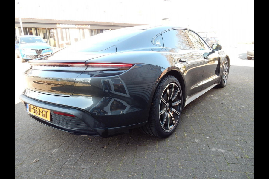 Porsche Taycan PERFORMANCE 84KW*BOSE*PANODAK*ORG NL*