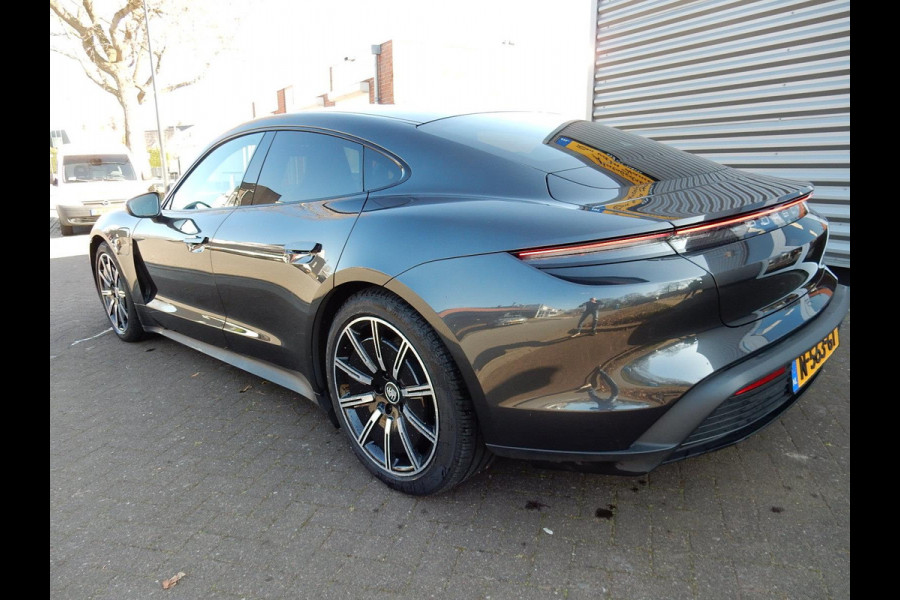 Porsche Taycan PERFORMANCE 84KW*BOSE*PANODAK*ORG NL*
