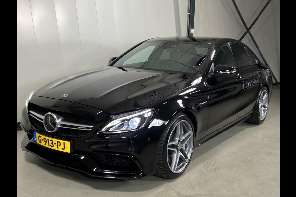 Mercedes-Benz C-Klasse 63 AMG *ACTIVE CRUISE*CAMERA*NAVI*LED*DODEHOEK* Mercedes-Benz C-klasse 63 AMG *DISTR+*CAMERA*476PK*NAVI*