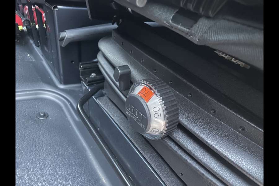 Mercedes-Benz Sprinter 319 1.9 CDI L2 / H2 AUT Navi / Camera 360 /  3500 kg Trekgewicht