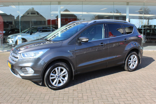 Ford Kuga 1.5 EcoBoost Trend Ultimate , 1800kg Trekgewicht , Hoge zit Climate control , Navigtie , Trekhaak , Cruise control Parkeersensoren achter , LED dagrijverlichting