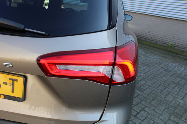 Ford FOCUS Wagon 1.0 EcoBoost 125PK Titanium Business | Navigatie | Winterpack | Dealer Onderhouden | Cruise Control