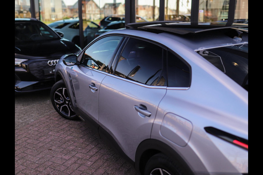 Citroën Ë-C4 X Shine 50 kWh | Keyless | Camera | Stoelverw. | HUD | Leder