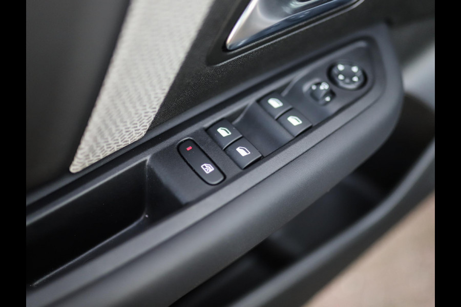 Citroën Ë-C4 X Shine 50 kWh | Keyless | Camera | Stoelverw. | HUD | Leder