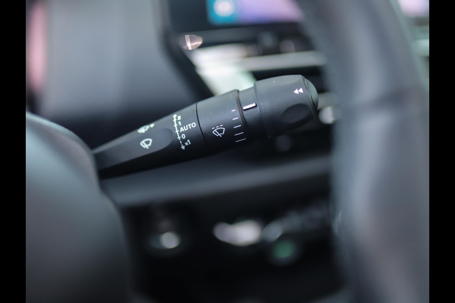 Citroën Ë-C4 X Shine 50 kWh | Keyless | Camera | Stoelverw. | HUD | Leder