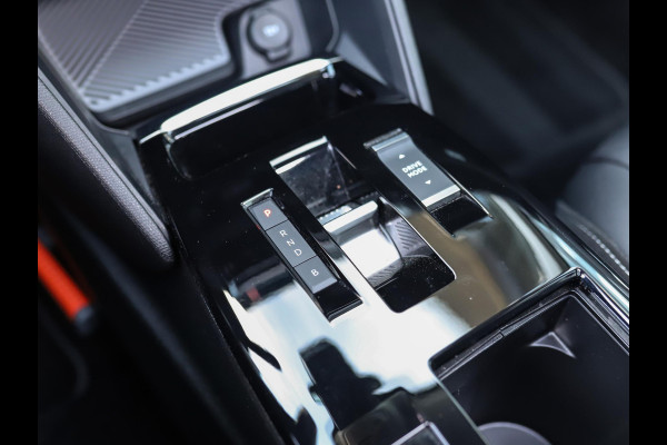 Citroën Ë-C4 X Shine 50 kWh | Keyless | Camera | Stoelverw. | HUD | Leder