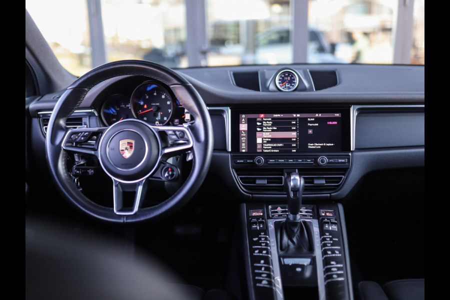 Porsche Macan 2.0 | Luchtvering | Leder Sportstoelen | Sport Chrono | Pano | Stoelvent. | 360° Camera