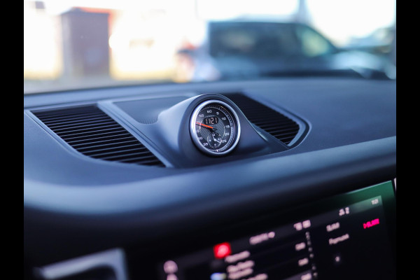 Porsche Macan 2.0 | Luchtvering | Leder Sportstoelen | Sport Chrono | Pano | Stoelvent. | 360° Camera