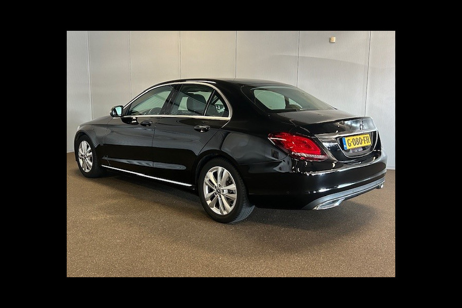 Mercedes-Benz C-Klasse 180 Avantgarde Face Lift-SCHUIFDAK-CAMERA-DODEHOEK-SFEER-COMPLEET