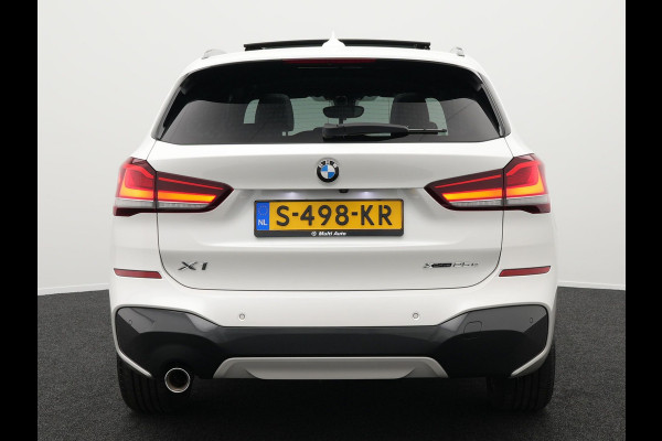 BMW X1 xDrive25e M-Sport Plug in Hybrid PHEV | Trekhaak Afneembaar | Panodak | Adaptive Cruise | Harman/Kardon | Head-up Display | Sportstoelen Memory | Camera |