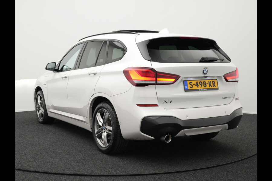 BMW X1 xDrive25e M-Sport Plug in Hybrid PHEV | Trekhaak Afneembaar | Panodak | Adaptive Cruise | Harman/Kardon | Head-up Display | Sportstoelen Memory | Camera |